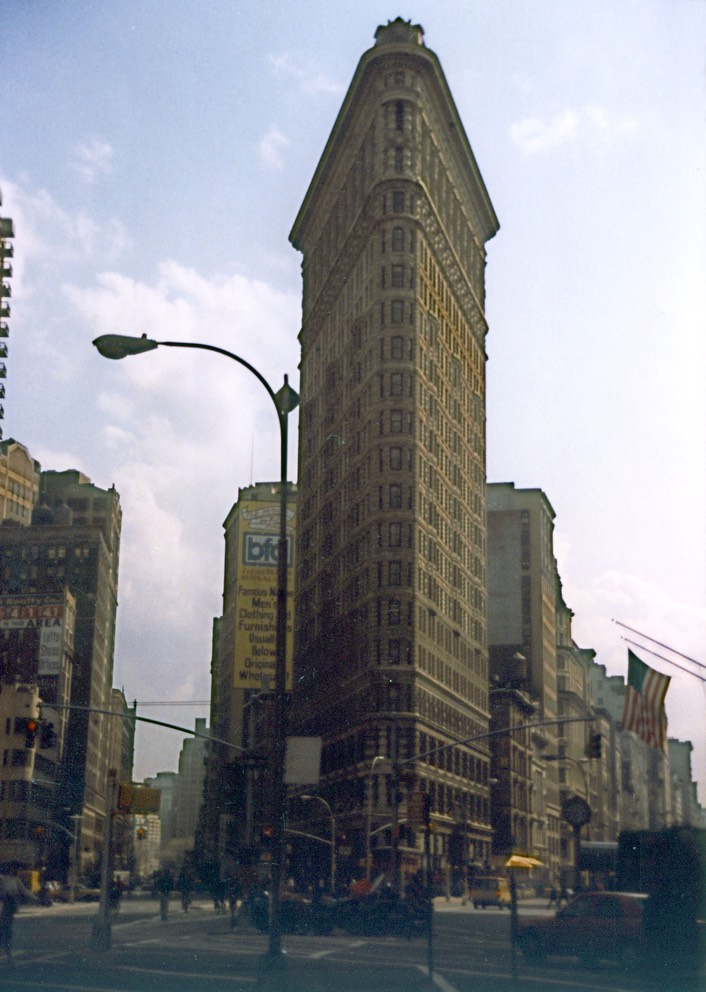 1984-04-A04