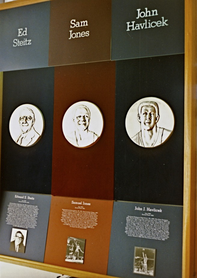 1986-08-C04