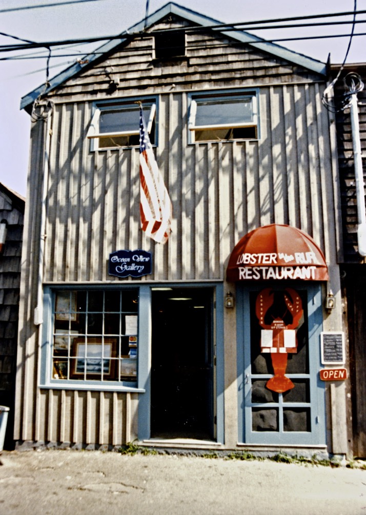 1986-08-E09