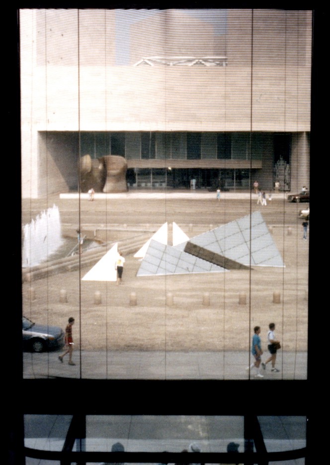 1987-08-A15